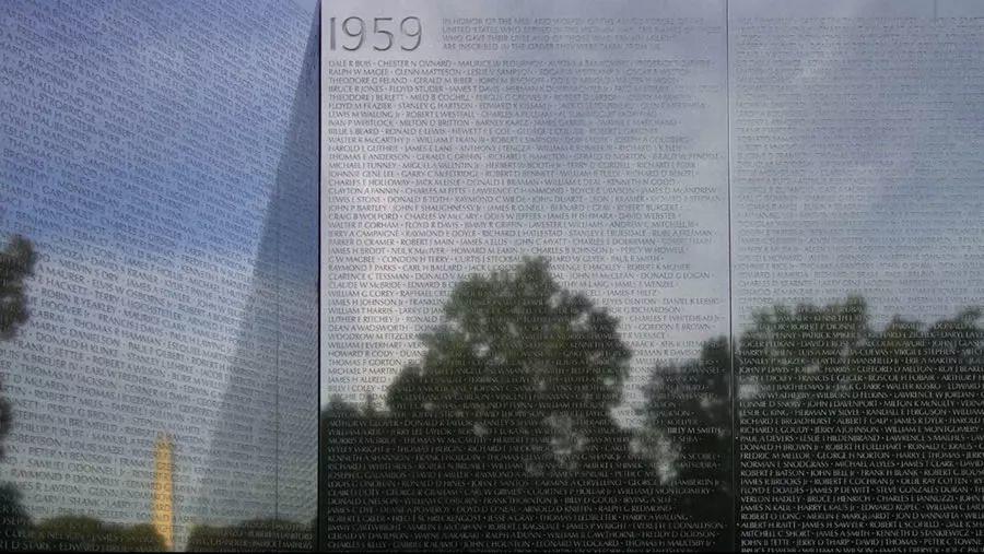 特朗普白宫房间里那幅诡异的画 特朗普白宫房间里那幅诡异的画