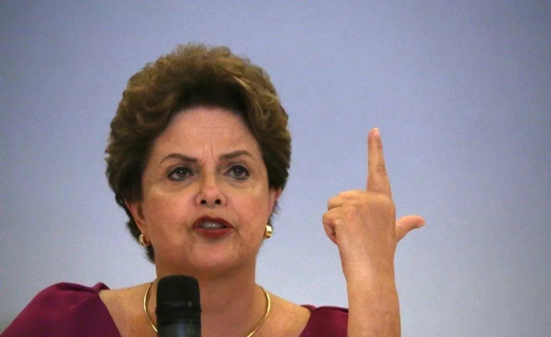 巴西也要崩溃了吗? 巴西也要崩溃了吗?