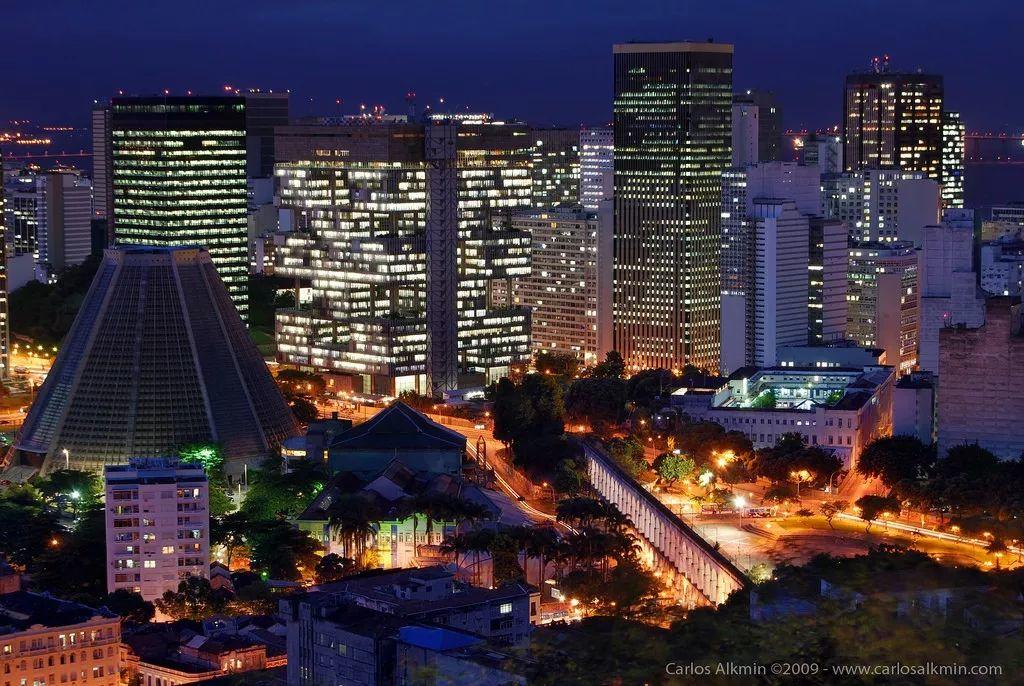 巴西也要崩溃了吗? 巴西也要崩溃了吗?