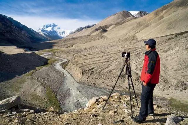 登上珠穆朗玛峰,你究竟会看到什么? 登上珠穆朗玛峰,你究竟会看到什么?