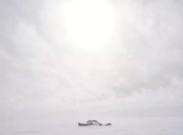 徒步穿越南极1469公里,他倒在离终点48公里的地方 徒步穿越南极1469公里,他倒在离终点48公里的地方