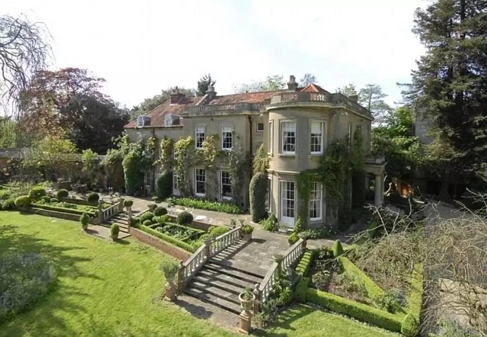 全世界最有名最有钱的人住在这样的地方…… 全世界最有名最有钱的人住在这样的地方……