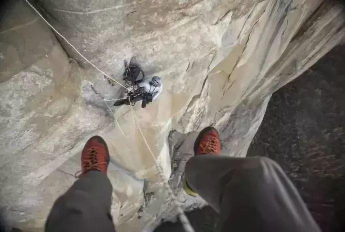 用生命在拍摄:今年奥斯卡最佳纪录片《徒手攀岩》 用生命在拍摄:今年奥斯卡最佳纪录片《徒手攀岩》