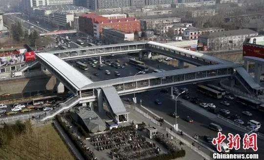 没有小区没有围墙,这个城市才成为了世界上最适合步行的城市 没有小区没有围墙,这个城市才成为了世界上最适合步行的城市