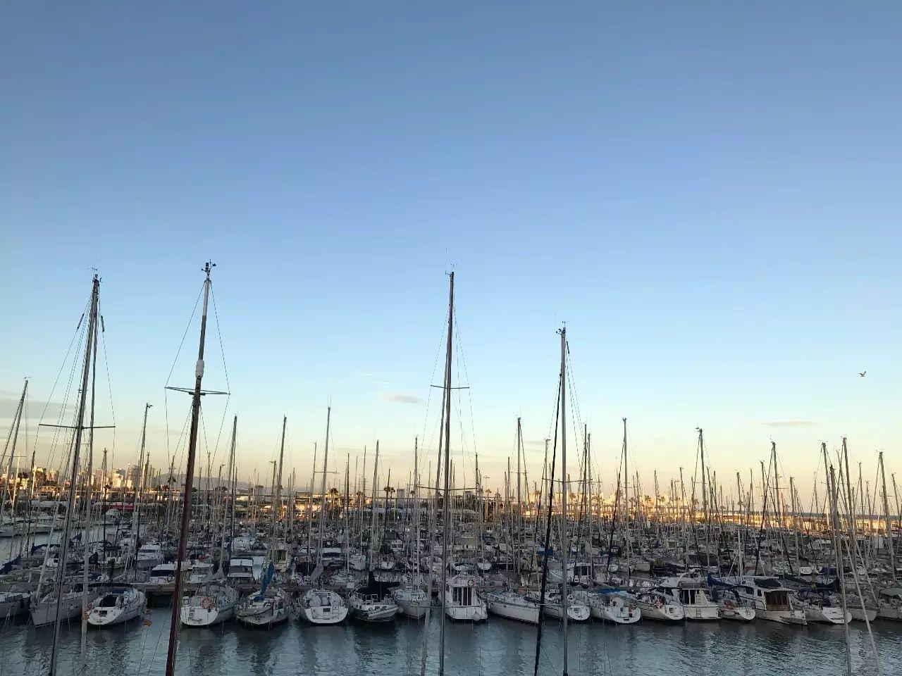 游记 | 我在巴塞罗那,看到一些奇怪的街道和房子 游记 | 我在巴塞罗那,看到一些奇怪的街道和房子