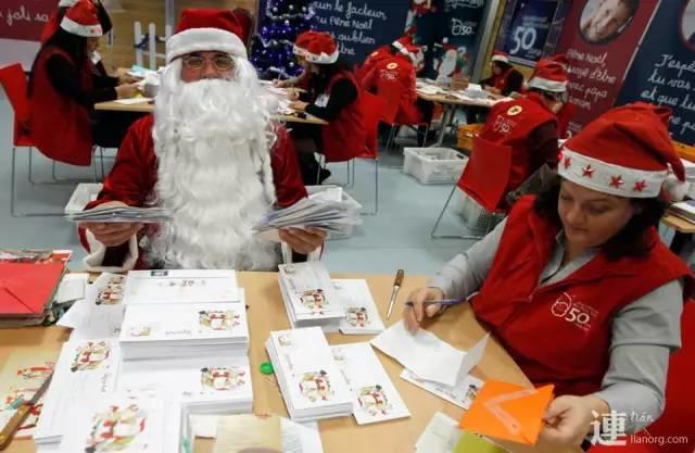 但愿你的人生中也有人告诉过你,圣诞老人是真的 但愿你的人生中也有人告诉过你,圣诞老人是真的