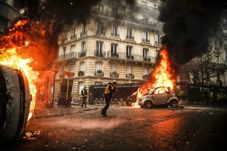 “巴黎已成炼狱”,真这么恐怖吗? “巴黎已成炼狱”,真这么恐怖吗?