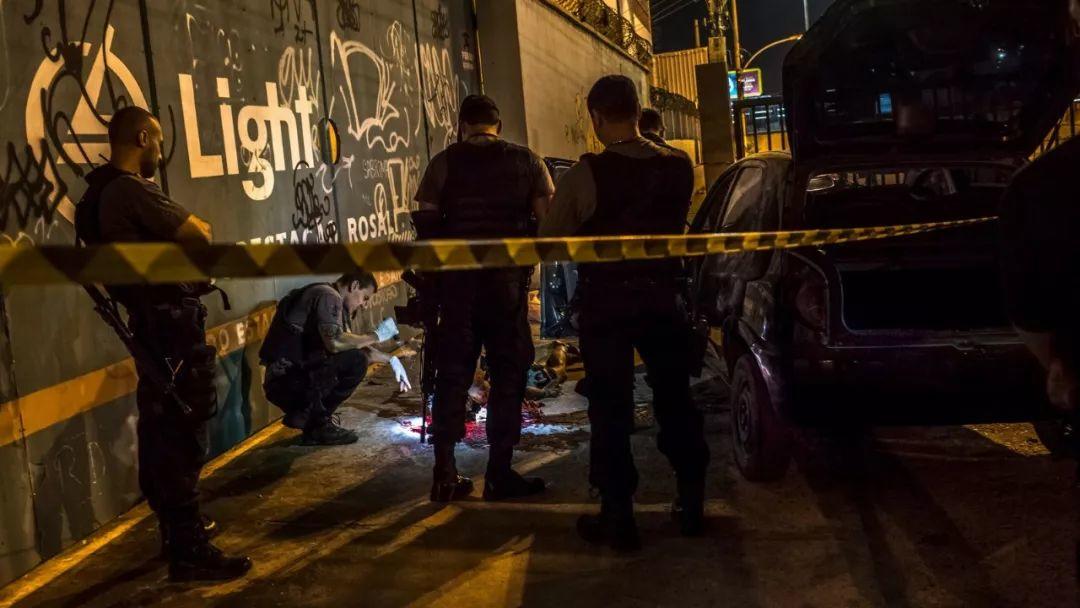 巴西也要崩溃了吗? 巴西也要崩溃了吗?