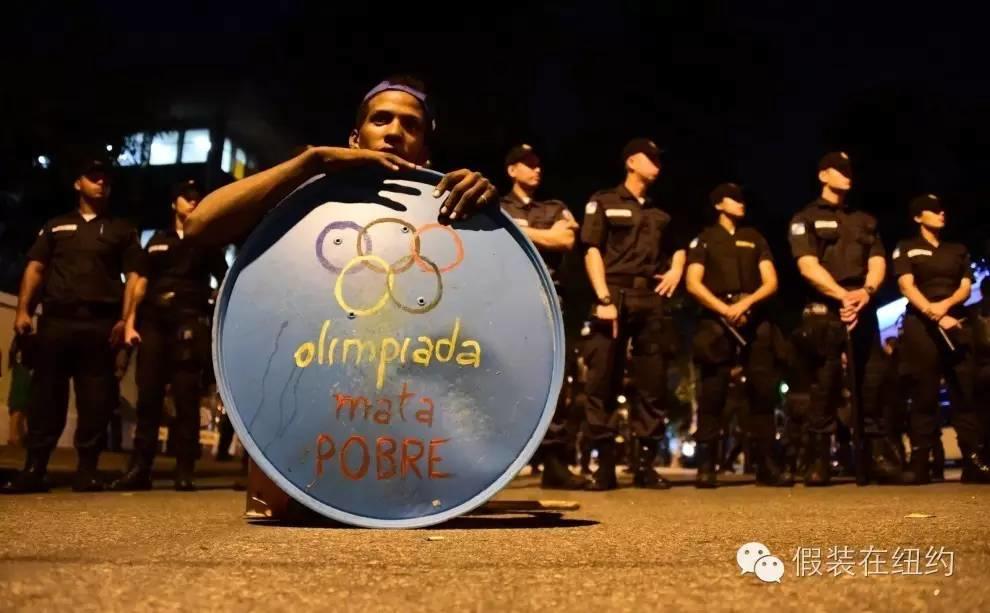 世界各国网友是这样吐槽这届奥运会开幕式的 世界各国网友是这样吐槽这届奥运会开幕式的