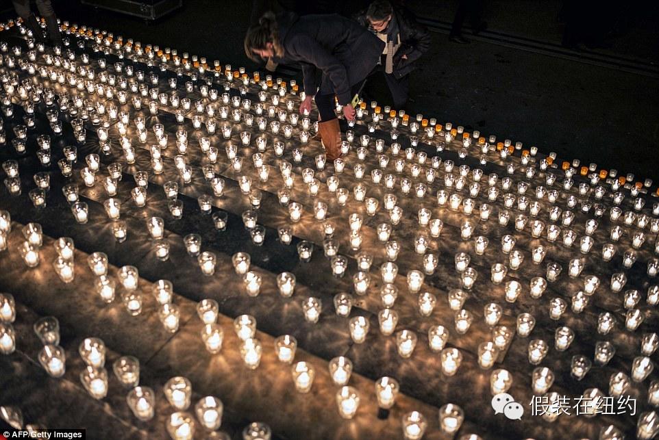 这是对言论自由的袭击,这是对全人类的宣战 这是对言论自由的袭击,这是对全人类的宣战