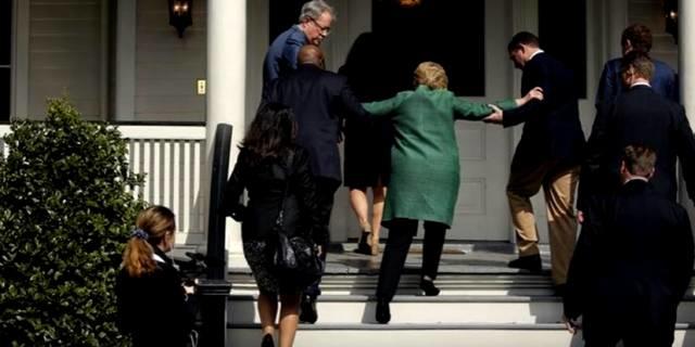 希拉里能撑到11月8日那一天吗?我真的开始担心了。 希拉里能撑到11月8日那一天吗?我真的开始担心了。