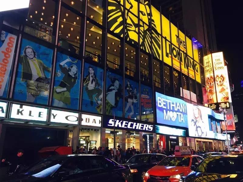 这一部戏赚的钱,超过史上最卖座三部电影的票房总和 这一部戏赚的钱,超过史上最卖座三部电影的票房总和