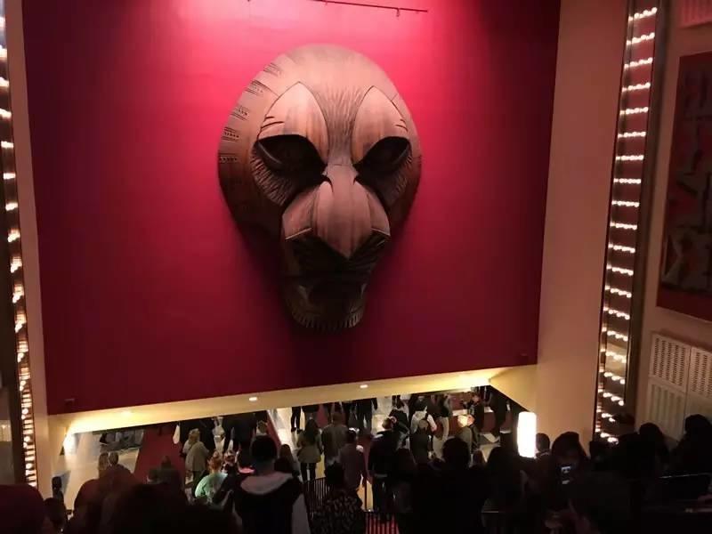 这一部戏赚的钱,超过史上最卖座三部电影的票房总和 这一部戏赚的钱,超过史上最卖座三部电影的票房总和