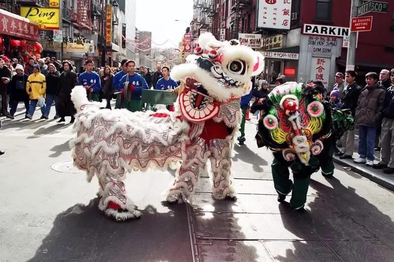 为什么今年美国的中小学要在中国春节放假?为什么?! 为什么今年美国的中小学要在中国春节放假?为什么?!