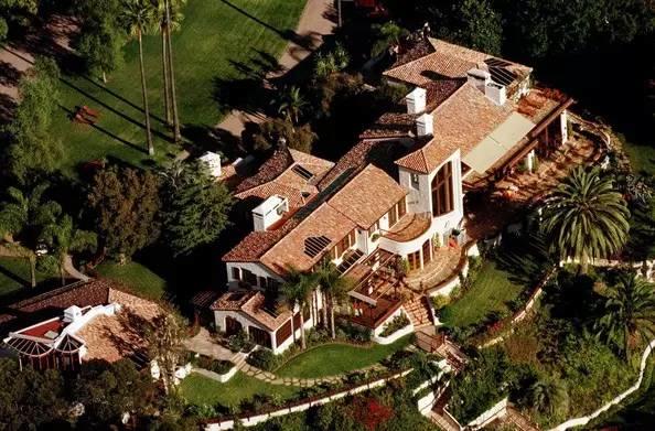 全世界最有名最有钱的人住在这样的地方…… 全世界最有名最有钱的人住在这样的地方……