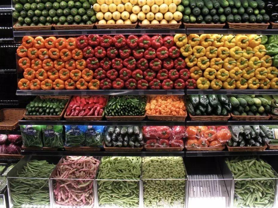 为什么我喜欢纽约?因为纽约提供了中产阶级理想生活的一个标准模板。 为什么我喜欢纽约?因为纽约提供了中产阶级理想生活的一个标准模板。