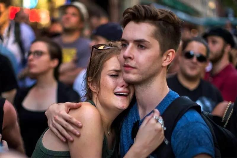 请收回你们伪善的哀思、祈祷和鸡汤,控枪,控枪,控枪!| 奥兰多枪击 请收回你们伪善的哀思、祈祷和鸡汤,控枪,控枪,控枪!| 奥兰多枪击