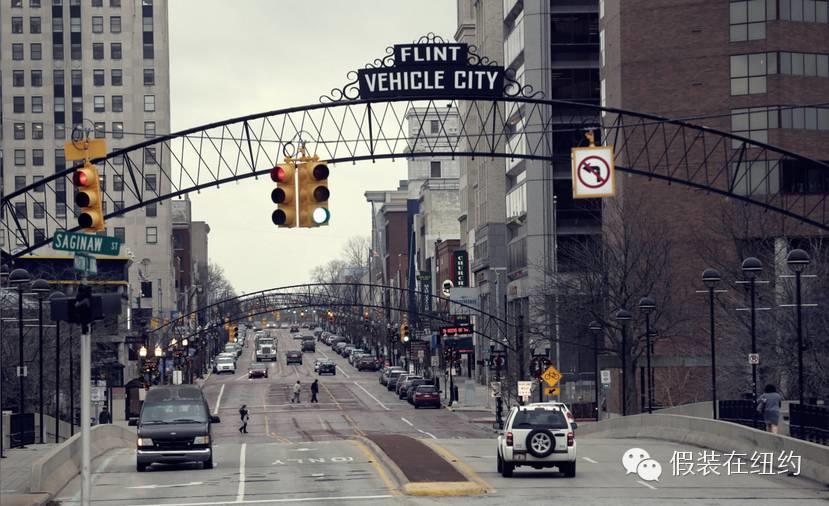 10万人喝了18个月的毒水,政府还一再说是安全的,直到一个母亲站出来揭开了真相 10万人喝了18个月的毒水,政府还一再说是安全的,直到一个母亲站出来揭开了真相