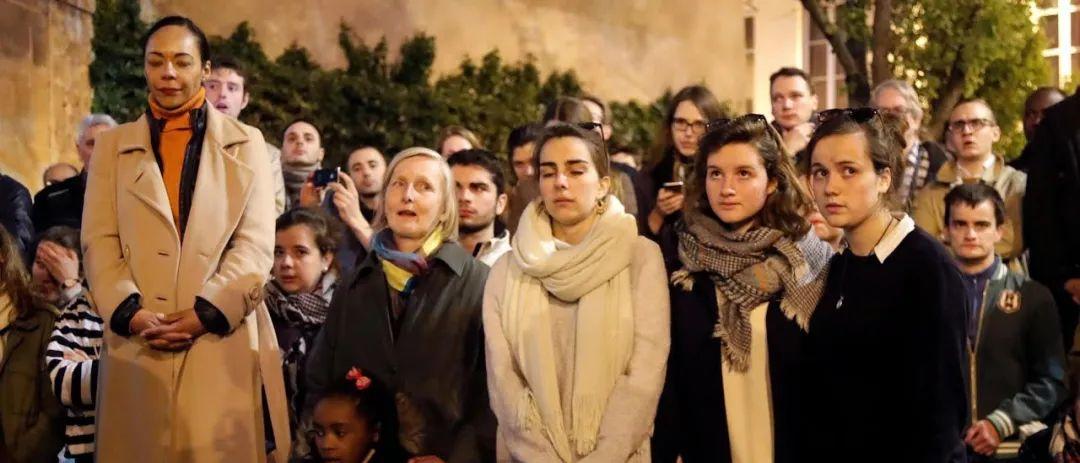 什么样的人会为巴黎圣母院大火拍手称快呢? 什么样的人会为巴黎圣母院大火拍手称快呢?