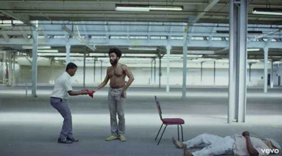 这首疯狂攻击美国的歌为什么能爆红? 这首疯狂攻击美国的歌为什么能爆红?