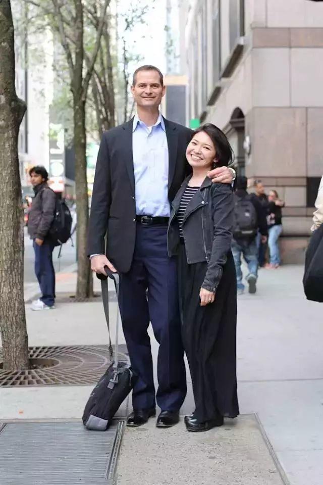 这22碗狗粮你一定要尝一下。 这22碗狗粮你一定要尝一下。