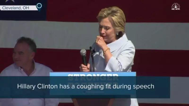 希拉里能撑到11月8日那一天吗?我真的开始担心了。 希拉里能撑到11月8日那一天吗?我真的开始担心了。