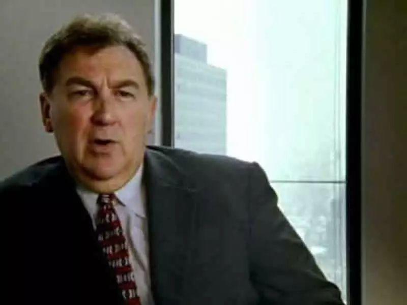 911时靠一己之力救下摩根斯坦利2687名员工,还在多年前就预测了世贸会被袭击,他是一个大写的传奇 911时靠一己之力救下摩根斯坦利2687名员工,还在多年前就预测了世贸会被袭击,他是一个大写的传奇