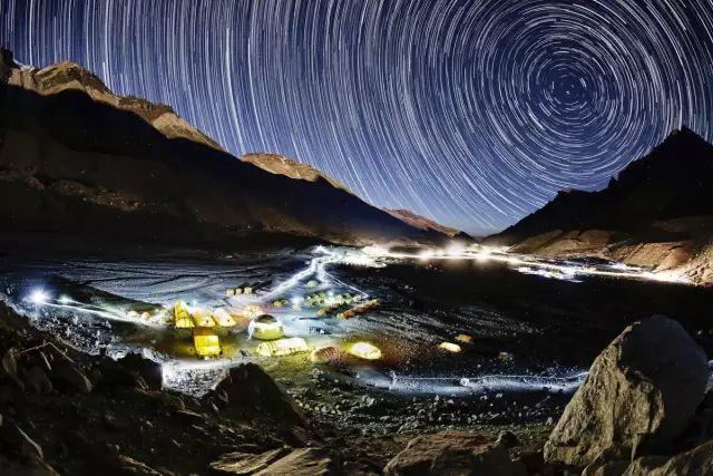 登上珠穆朗玛峰,你究竟会看到什么? 登上珠穆朗玛峰,你究竟会看到什么?