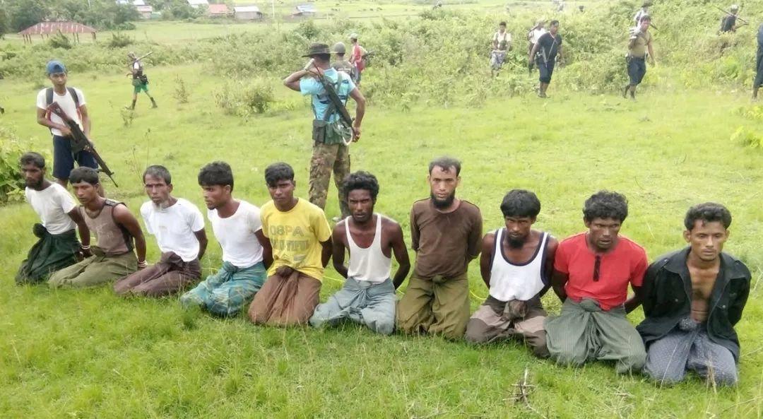 如果不是这两个记者,这里发生的一切不会有人知道 如果不是这两个记者,这里发生的一切不会有人知道