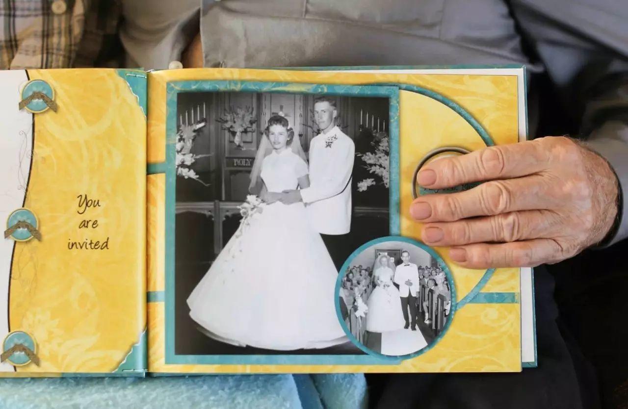 这22碗狗粮你一定要尝一下。 这22碗狗粮你一定要尝一下。