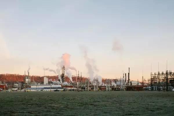 他用16年扳倒了杜邦,一个堪比奥斯卡大片的故事 他用16年扳倒了杜邦,一个堪比奥斯卡大片的故事