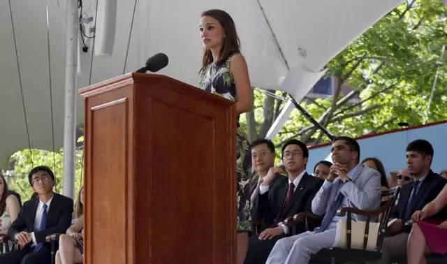 娜塔莉·波特曼的智商到底有多高 娜塔莉·波特曼的智商到底有多高