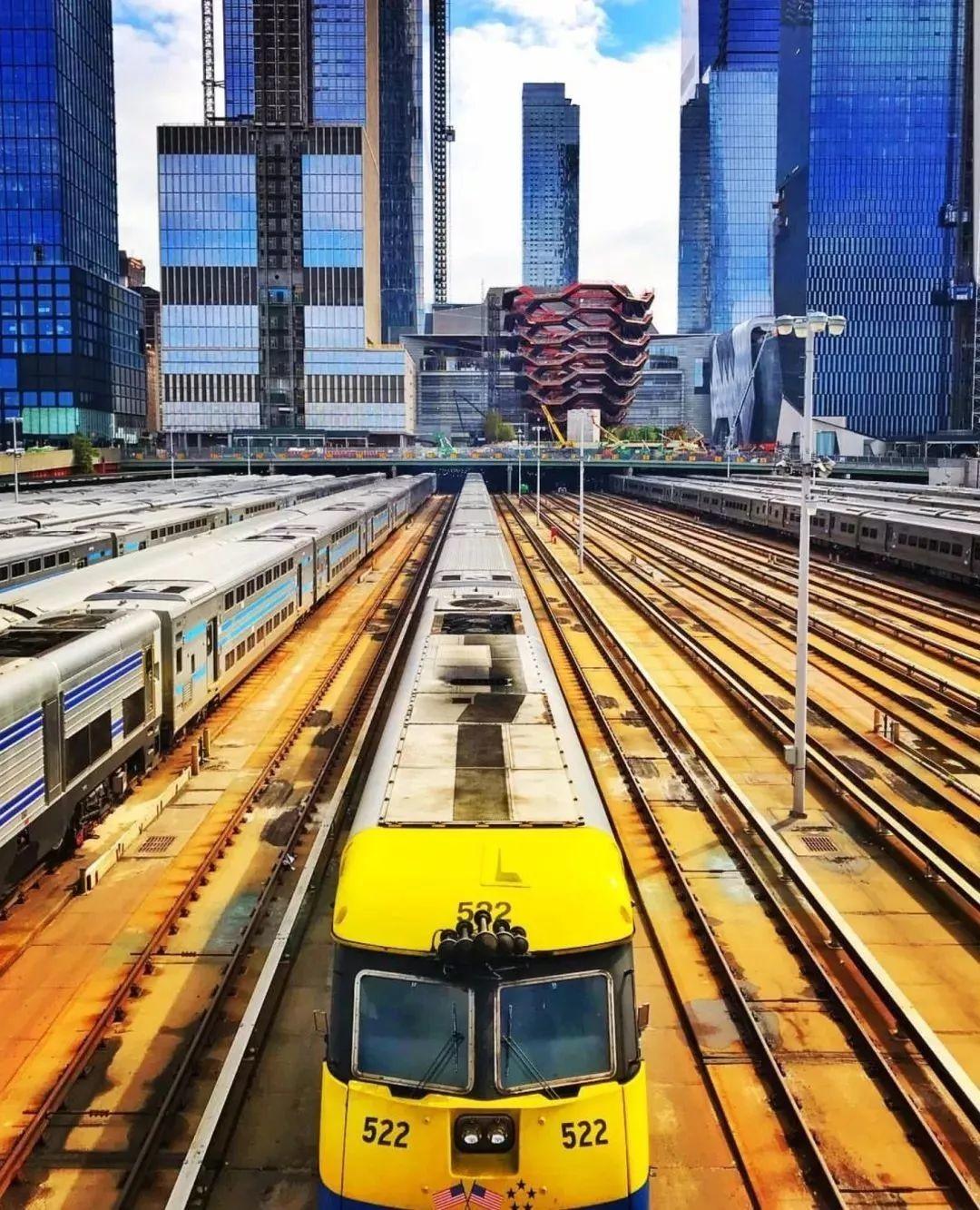 纽约新地标流光溢彩,可惜纽约人不喜欢 纽约新地标流光溢彩,可惜纽约人不喜欢