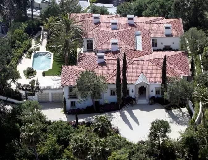 全世界最有名最有钱的人住在这样的地方…… 全世界最有名最有钱的人住在这样的地方……