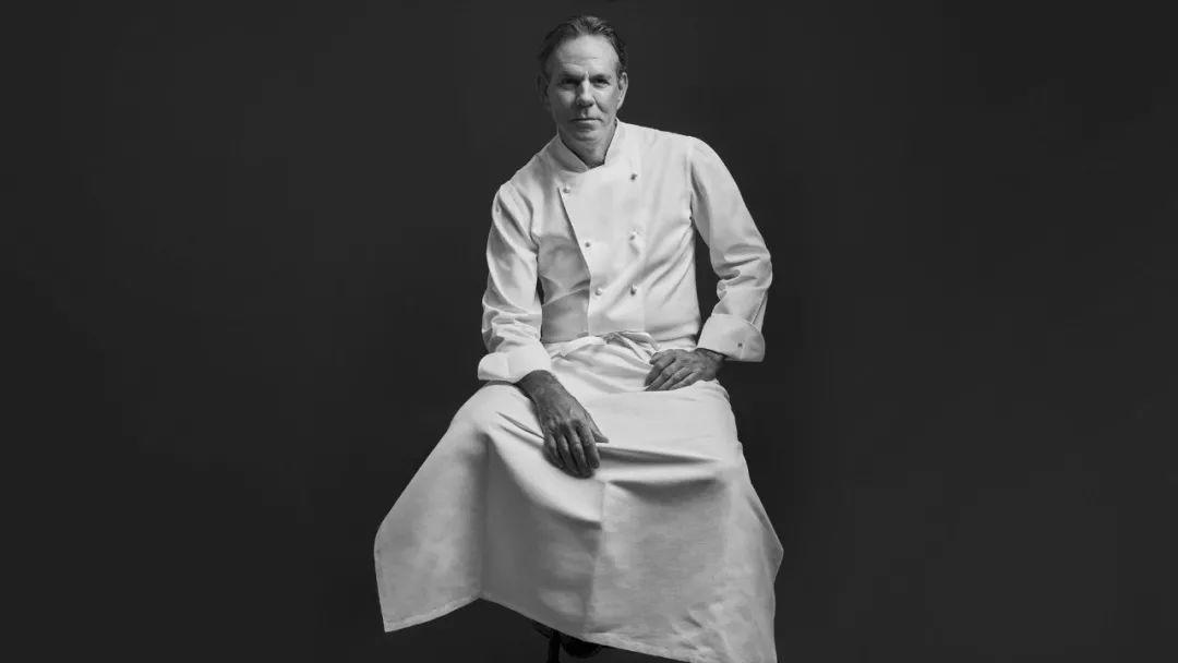 我们有那么多的吃喝玩乐公众号,却没有一个真正的美食评论家 我们有那么多的吃喝玩乐公众号,却没有一个真正的美食评论家