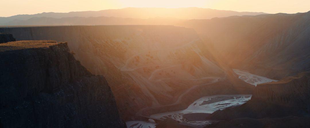 全世界风景最美的公路在哪里?在中国。 全世界风景最美的公路在哪里?在中国。