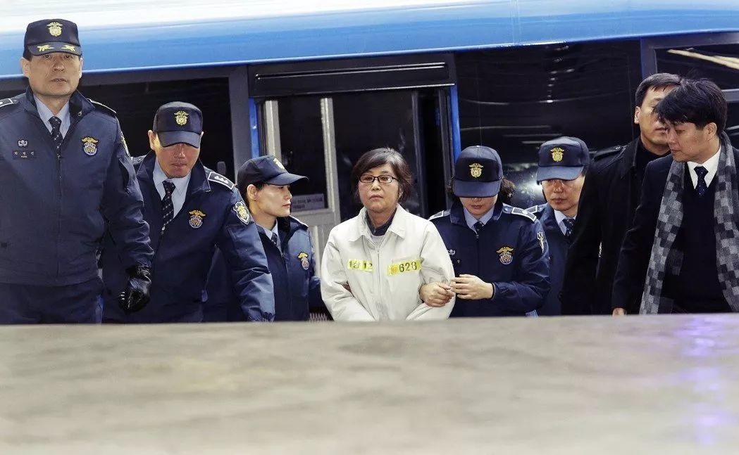 今天是一个很特别的纪念日 今天是一个很特别的纪念日