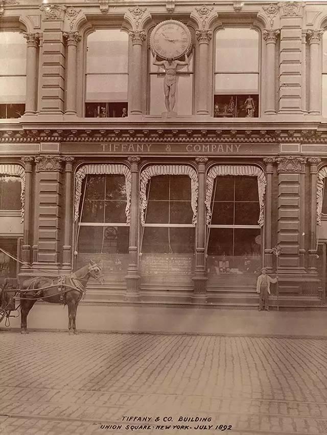 蒂芙尼蓝凭什么成为世界上最昂贵的蓝色? 蒂芙尼蓝凭什么成为世界上最昂贵的蓝色?